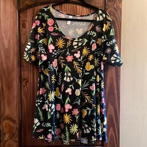 Disney Lula Roe, Perfect T, Size XL